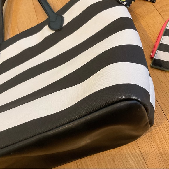 💐B&WstripedTote&Wallet💐 - Picture 4 of 12